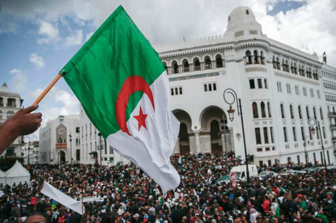 الجزائر وصراع إعادة تشكيل الدولة