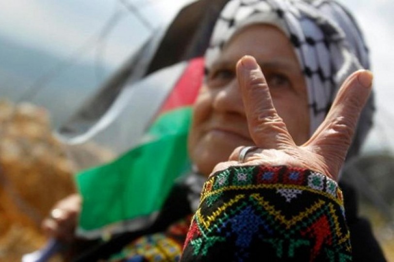 الفلسطينيون في يوم الأرض: باقون ما بقي الزعتر والزيتون