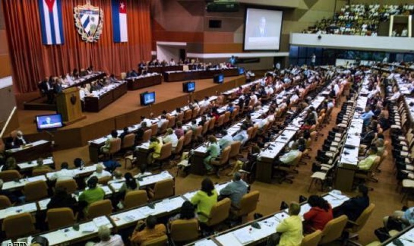 البرلمان الكوبي يصادق على إقامة العلاقات الدبلوماسية مع واشنطن