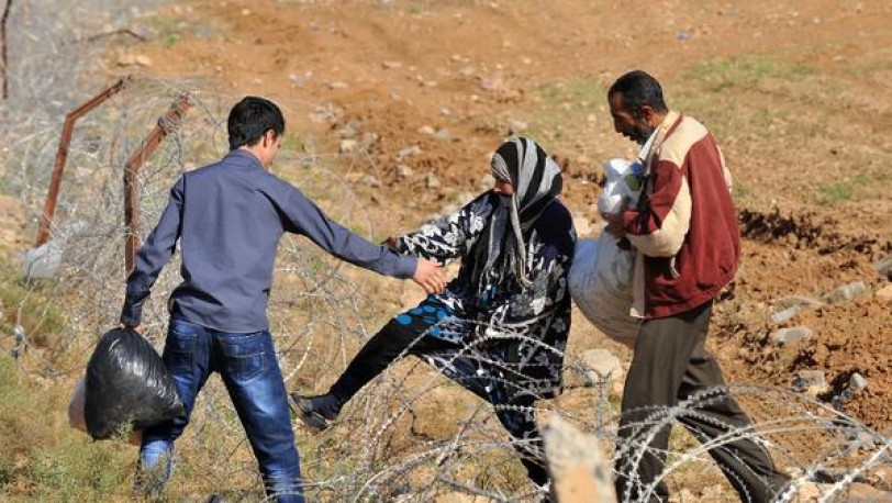 الحكومة اللبنانية تعلن وقف استقبال اللاجئين السوريين