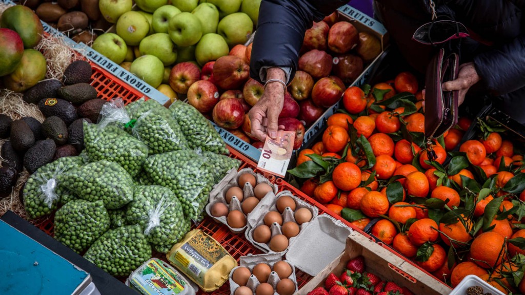 107052172-1651054007583-gettyimages-1239934623-spain_inflation