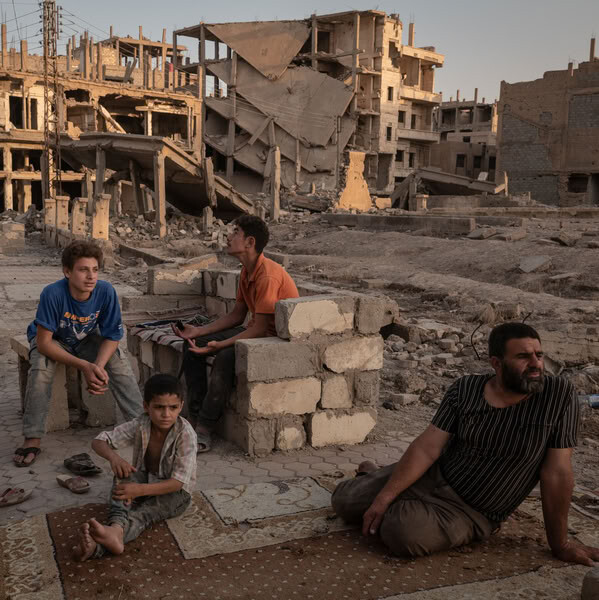 00int-syria-deir-al-zour-dispatch-01-gwmk-mediumsquareat3x_resu_p85497