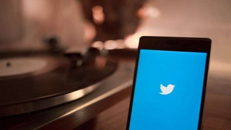 تويتر تستعد لإطلاق ميزة المحادثات عبر تطبيقها
