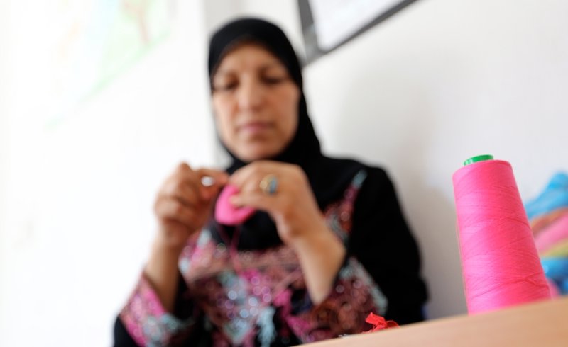 الحلقة الأضعف ... عاملات (الأمبلاج)