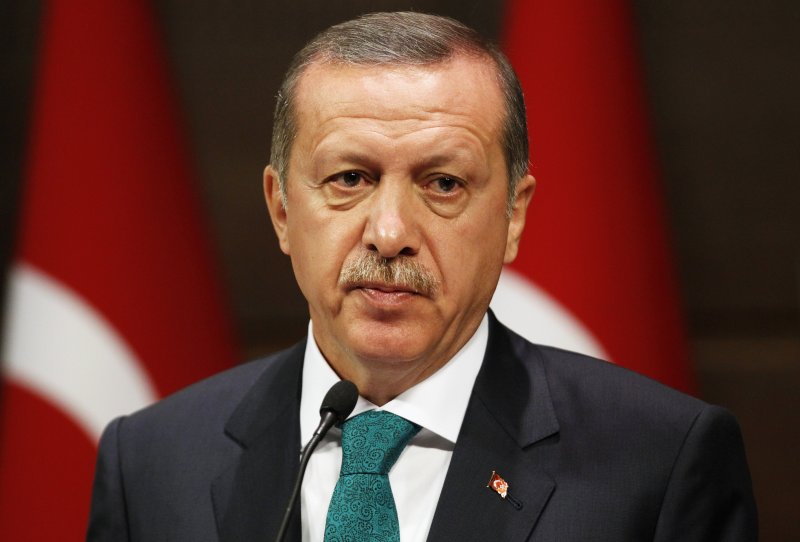 أردوغان «يتلمس» الطريق نحو موسكو