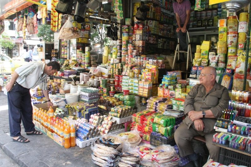 هل تتصدى الحكومة فعلاً.. للمستوردين الستة الكبار؟!
