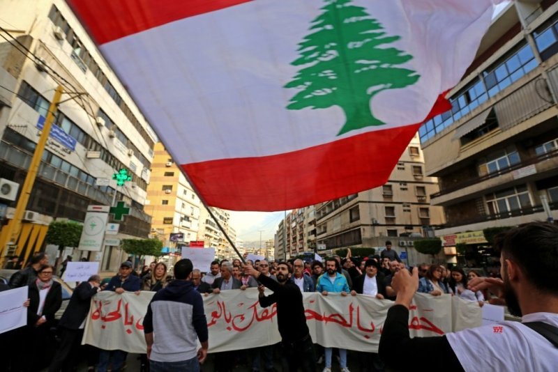 لبنان إلى الشارع... رفضاً للسياسات الاقتصادية