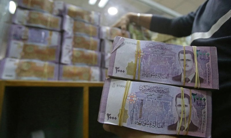 الآثار الاجتماعية لتجميد الأجور