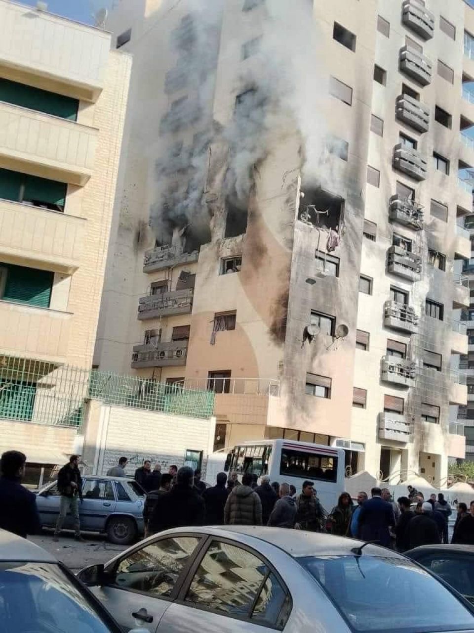 دمشق: شهداء وإصابات بعدوان صهيوني على مبنى قرب مدرسة