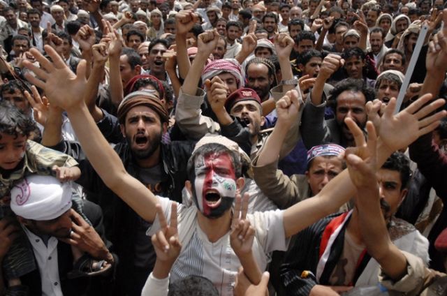 الثورة اليمنية وفكَّا الكماشة